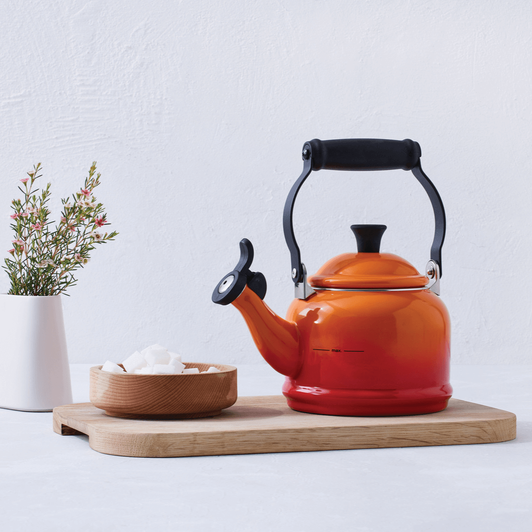 Chaleira Demi Laranja 1,1 Litro Le Creuset