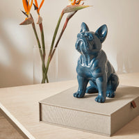 Escultura Cachorro Bulldog em Poliresina Azul 24cm - Ela Decora