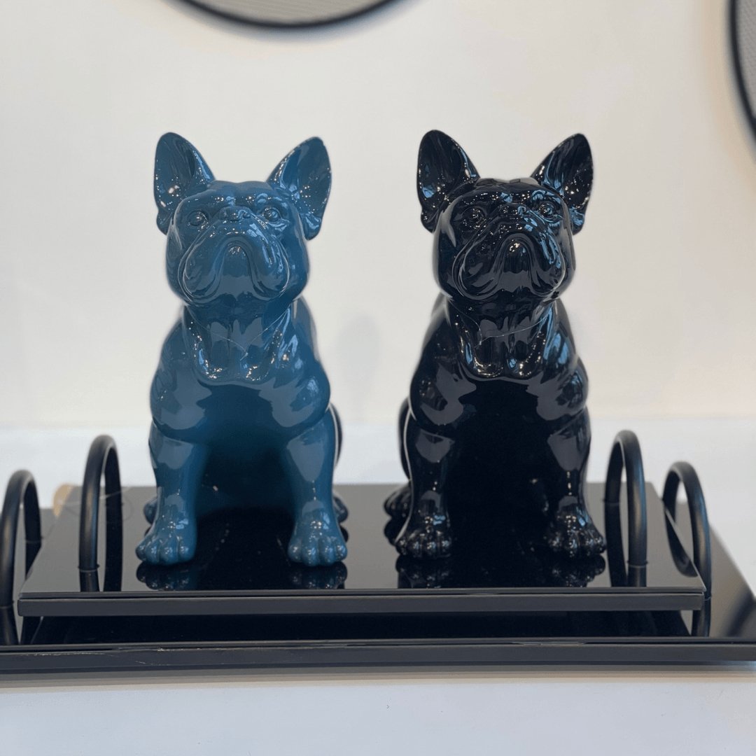 Escultura Cachorro Bulldog em Poliresina Preto 24cm - Ela Decora