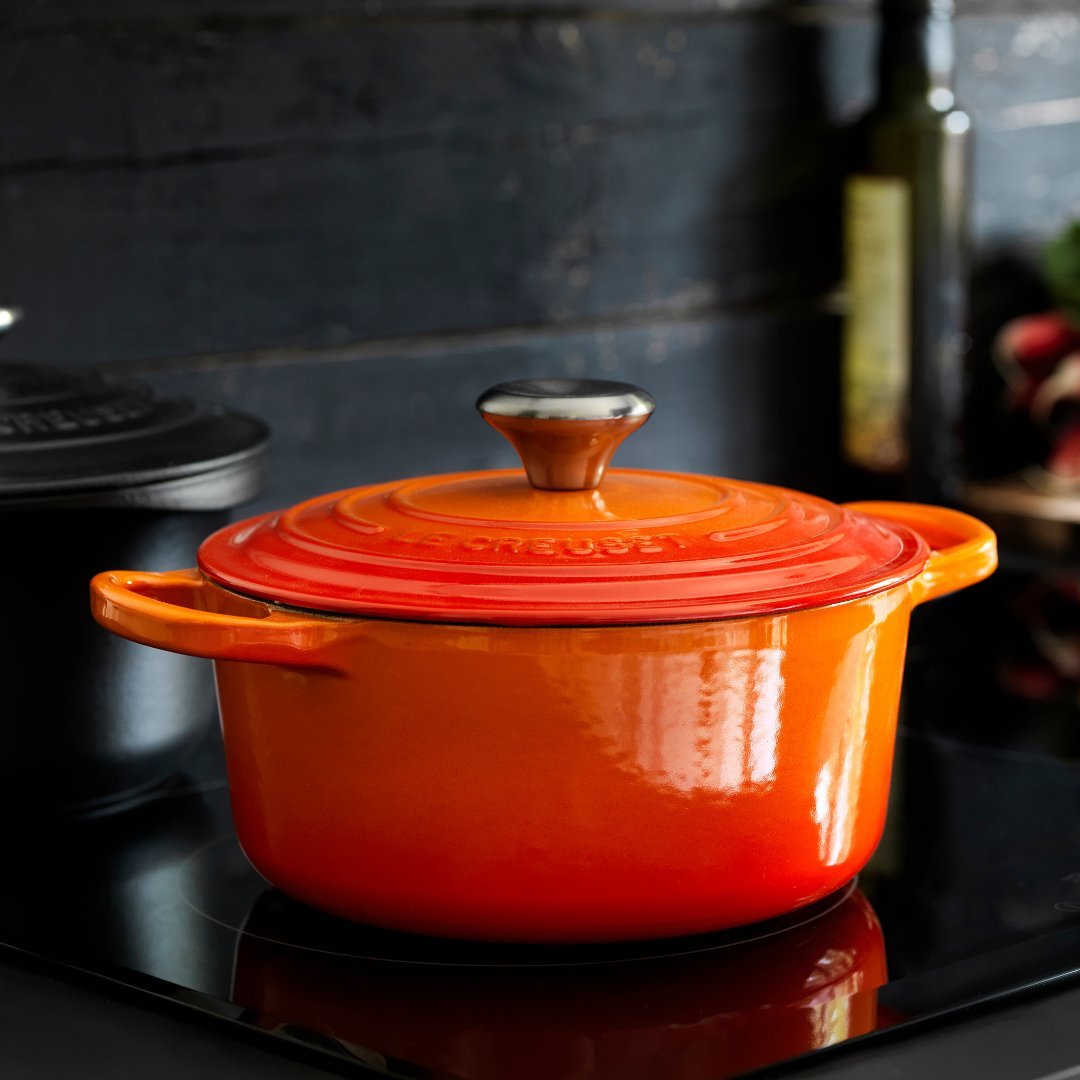 Panela Redonda Signature Laranja 26cm Le Creuset - Ela Decora